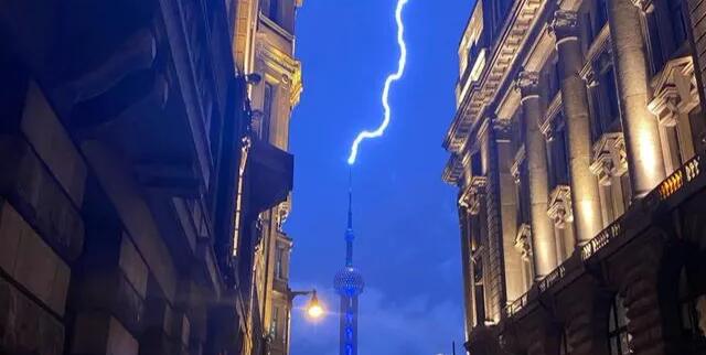 明博网页版登录界面防雷解析上海东方明珠“接闪”