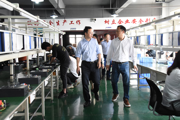 长沙市政协领导一行走访调研委员企业-明博网页版登录界面